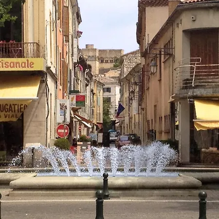 Casa de Férias Spacieuse Au Calme Absolu Avec Grande Piscine Jacuzzi Chauffe - Grand Jardin Sans Vis A Vis- Salle De Jeux Avec Fresque Du Nougat - Ideal Familles Et Groupes Drome Provencale *